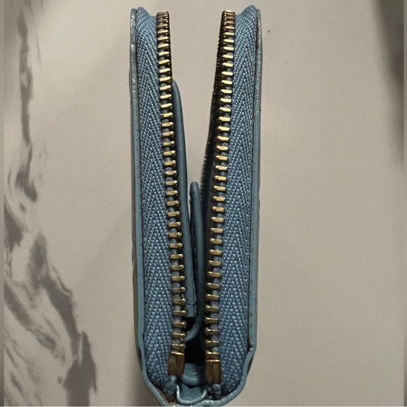 Louis Vuitton Vernis Zippy Coin/Wallet - Picture 6 of 10